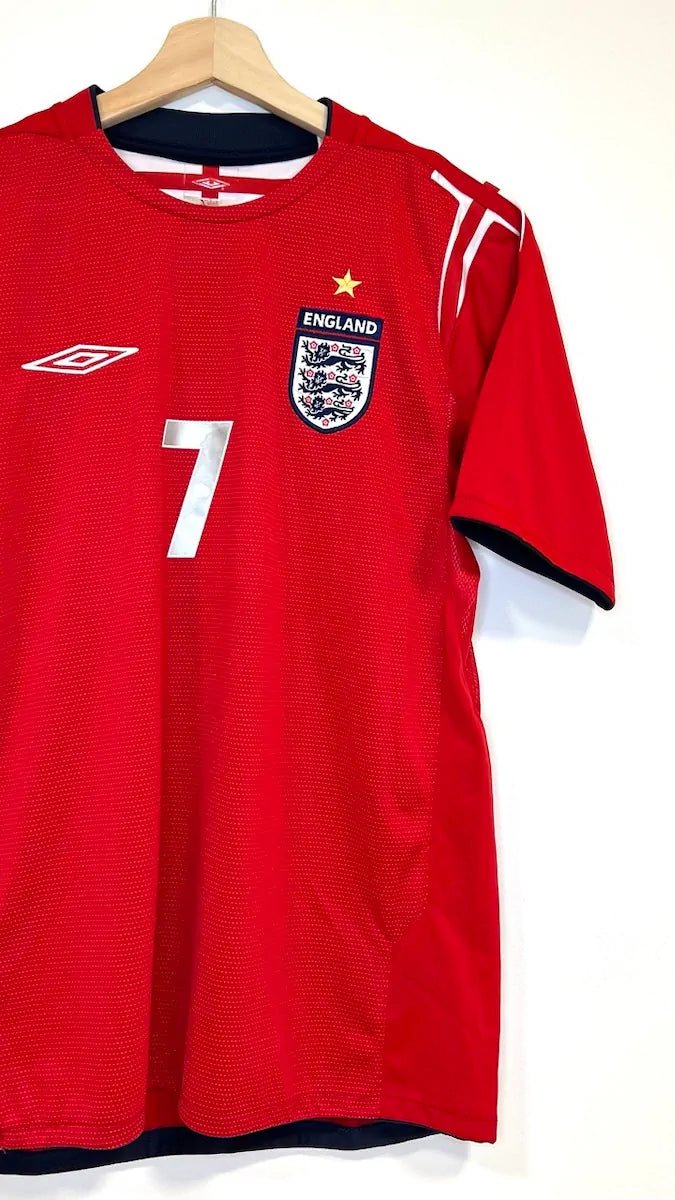 2004/06 Angleterre Extérieur - Beckham 7 (S) - Iconic Football Shop