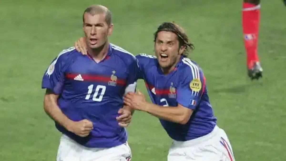 2004/06 France Domicile (L) - Iconic Football Shop