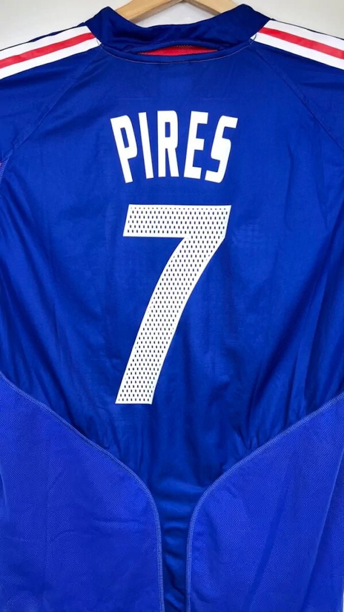 2004/06 France Domicile - Pires 7 (XL) - Iconic Football Shop
