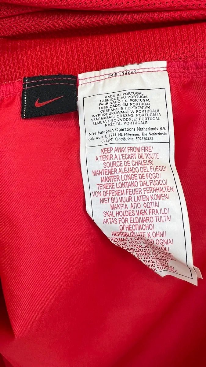 2004/06 Portugal Domicile - Figo 7 (XL) - Iconic Football Shop