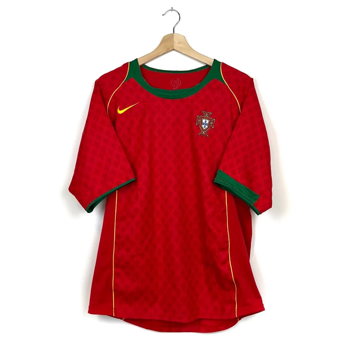 2004/06 Portugal Domicile (M) - Iconic Football Shop