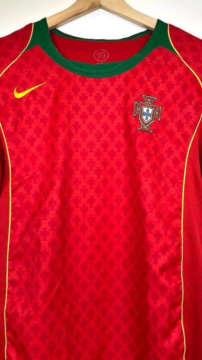 2004/06 Portugal Domicile (M) - Iconic Football Shop