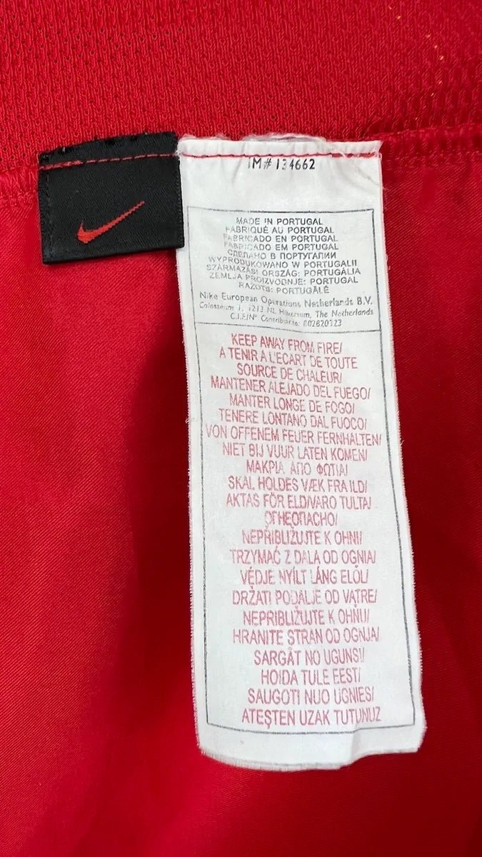 2004/06 Portugal Domicile (M) - Iconic Football Shop