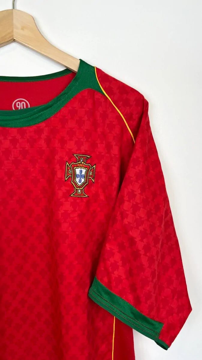 2004/06 Portugal Domicile (XL) - Iconic Football Shop