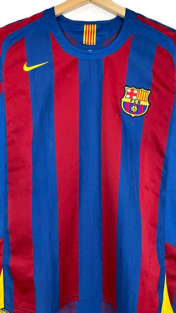 2005/06 Barcelone Domicile (M) - Iconic Football Shop