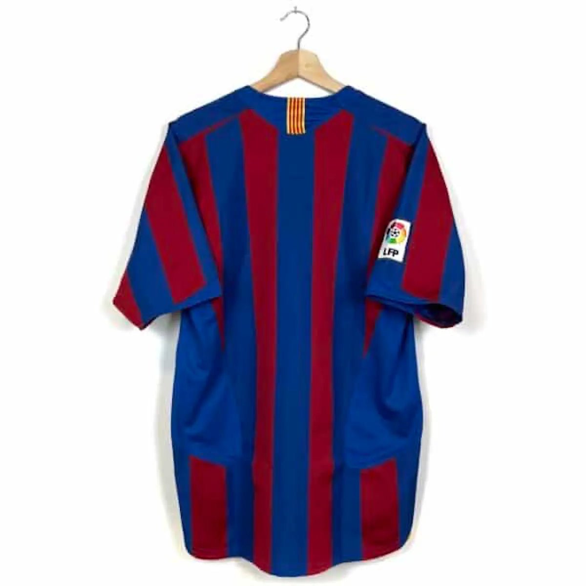 2005/06 Barcelone Domicile (M) - Iconic Football Shop