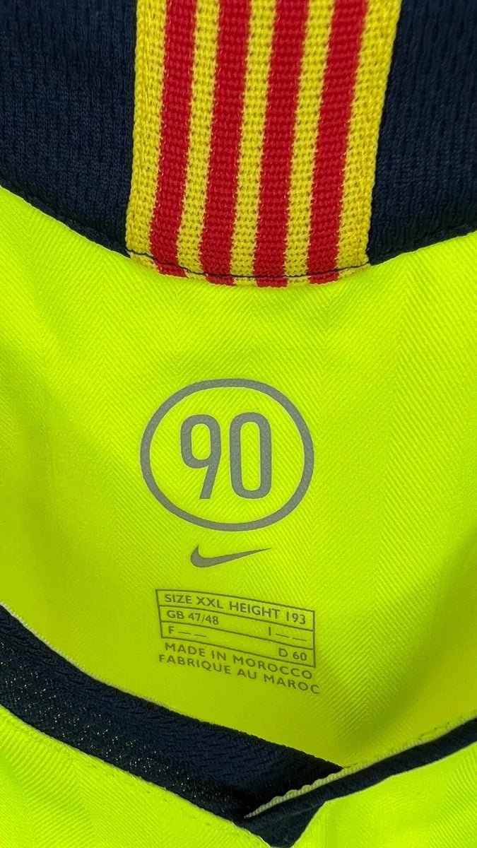 2005/06 Barcelone Extérieur (2XL) - Iconic Football Shop