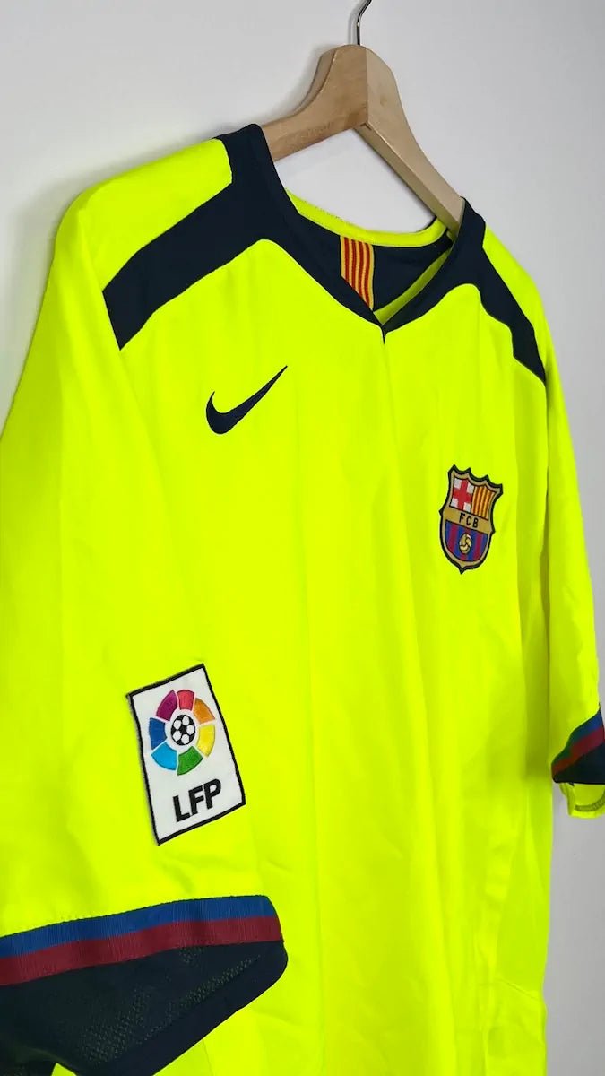 2005/06 Barcelone Extérieur (2XL) - Iconic Football Shop
