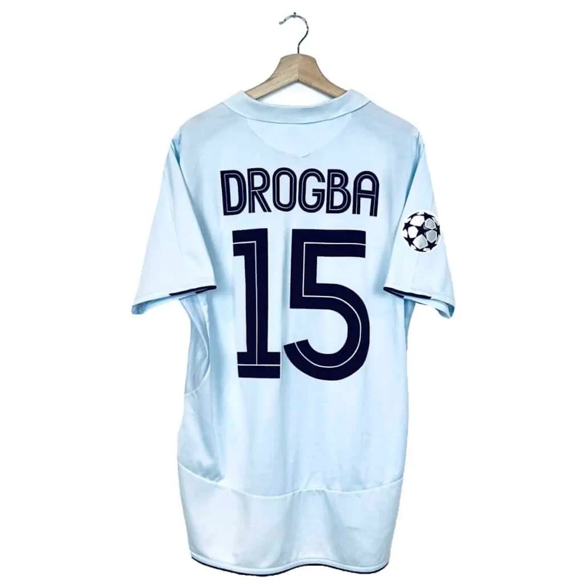 2005/06 Chelsea Extérieur - Drogba 15 (L) - Iconic Football Shop