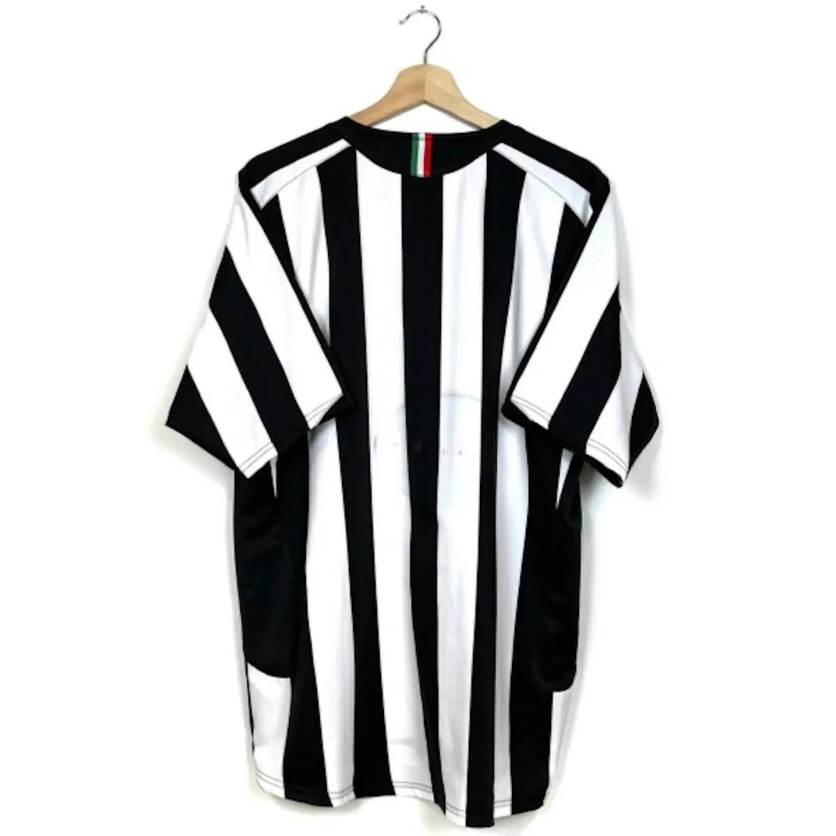2005/06 Juventus Domicile (L) - Iconic Football Shop