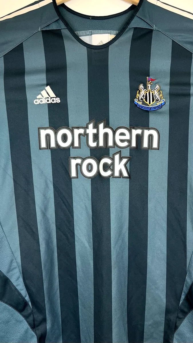 2005/06 Newcastle Extérieur (L) - Iconic Football Shop