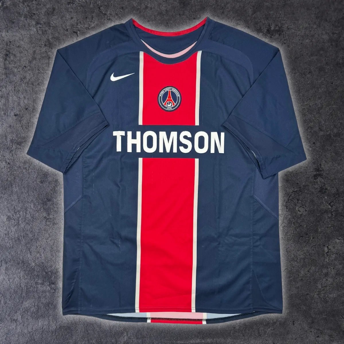2005/06 PSG Domicile (L) - Iconic Football Shop