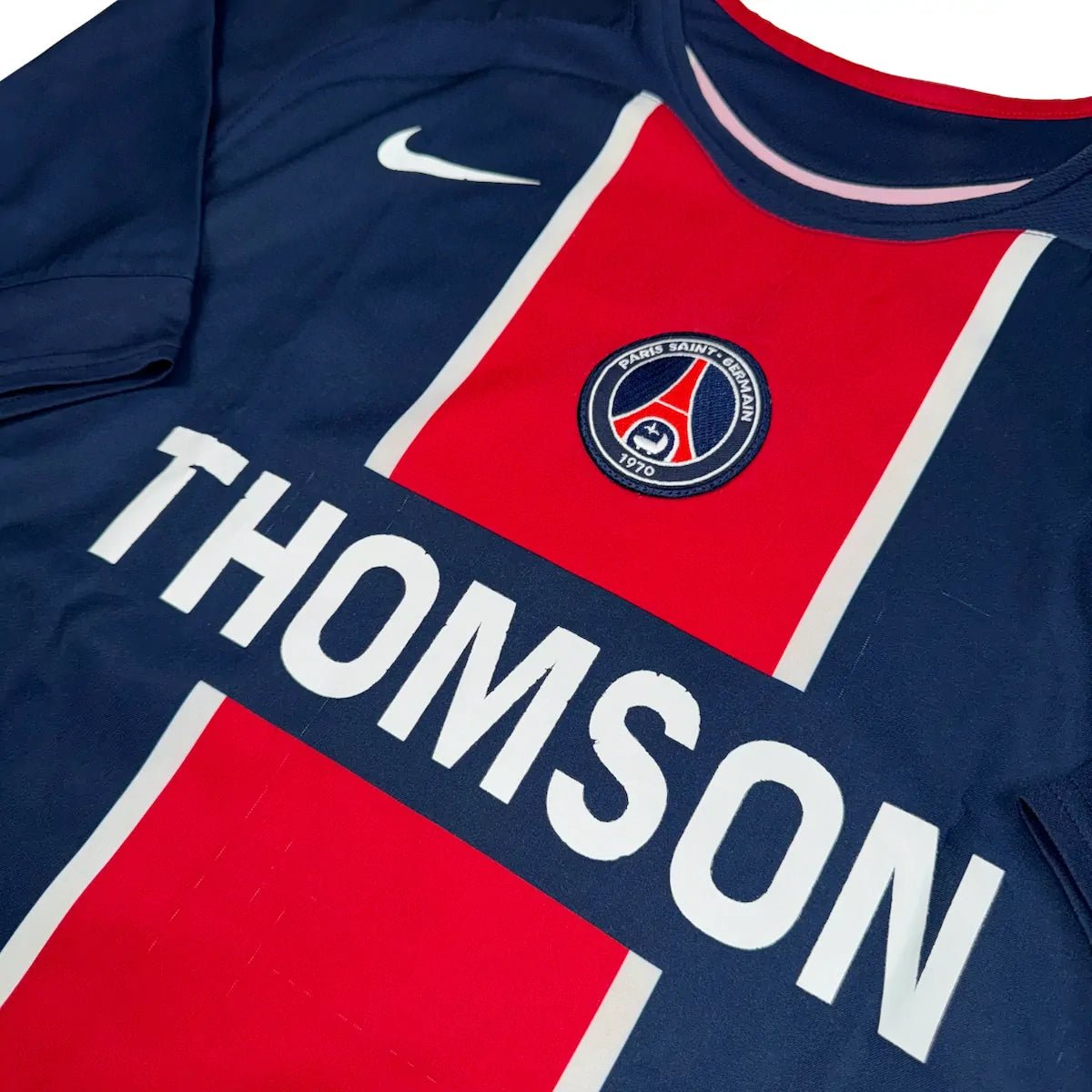 2005/06 PSG Domicile (L) - Iconic Football Shop