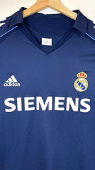2005/06 Real Madrid Extérieur (2XL) - Iconic Football Shop