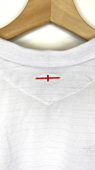 2005/07 Angleterre Domicile (S) - Iconic Football Shop