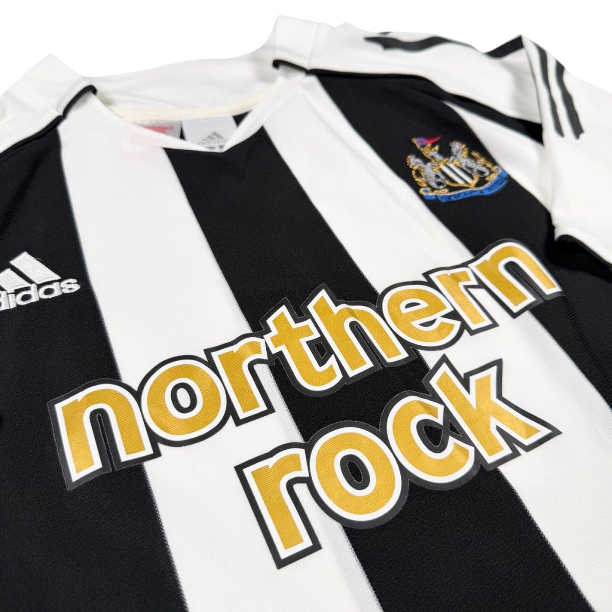 2005/07 Newcastle Domicile (16a) - Iconic Football Shop