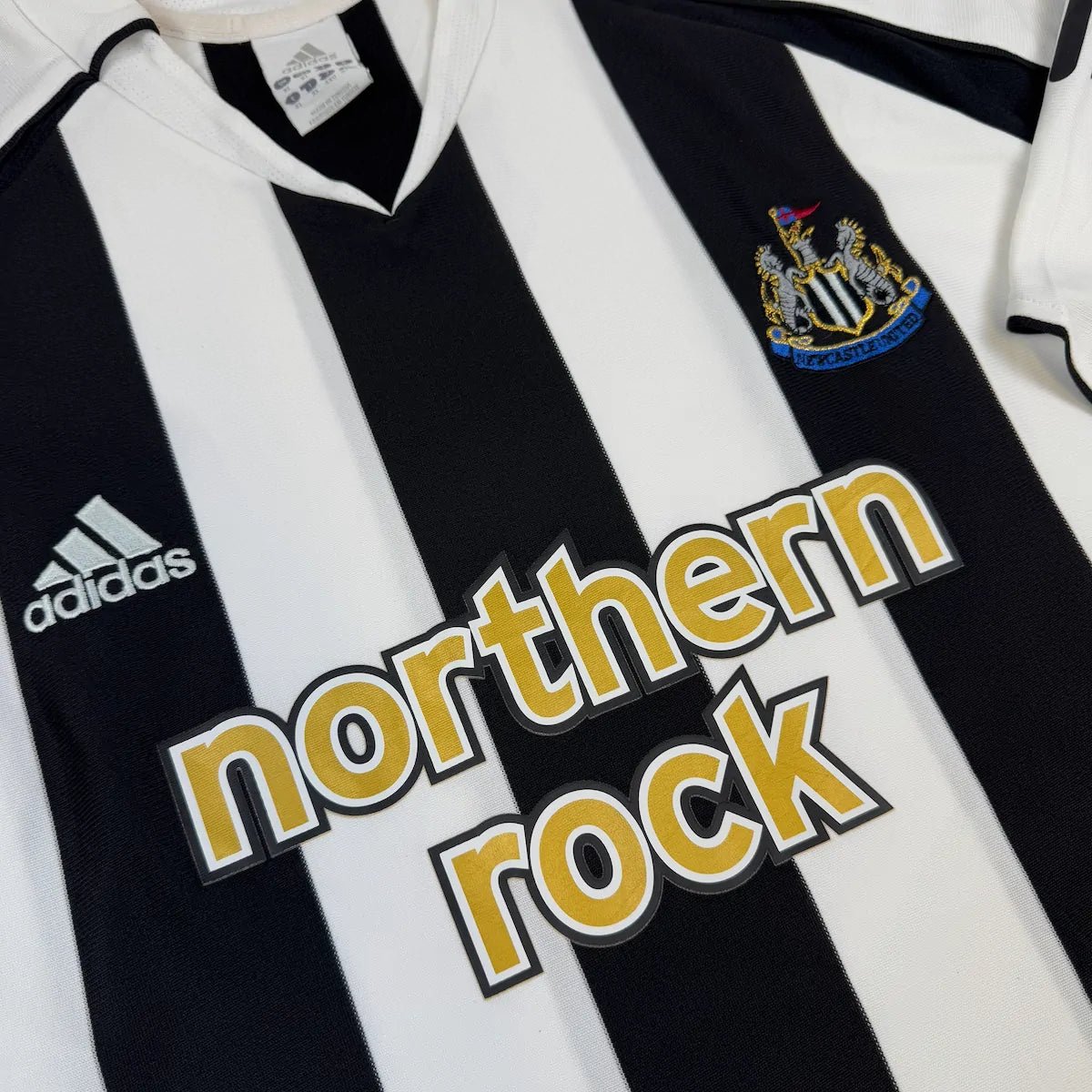 2005/07 Newcastle Domicile (XL) - Iconic Football Shop