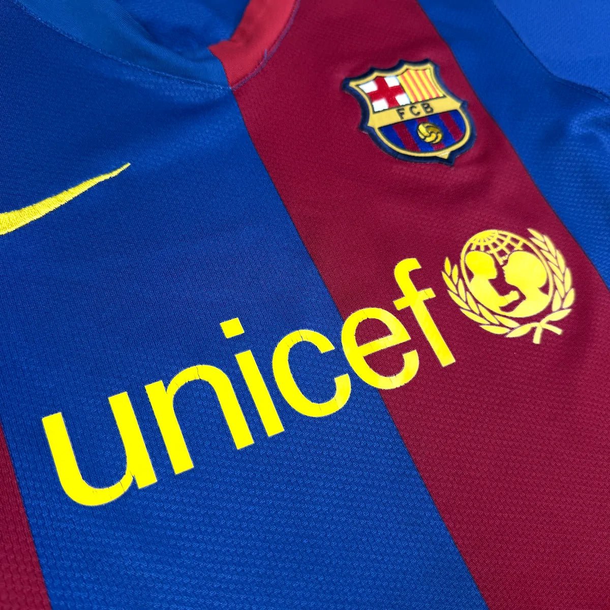 2006/07 Barcelone Domicile (10/12a) - Iconic Football Shop