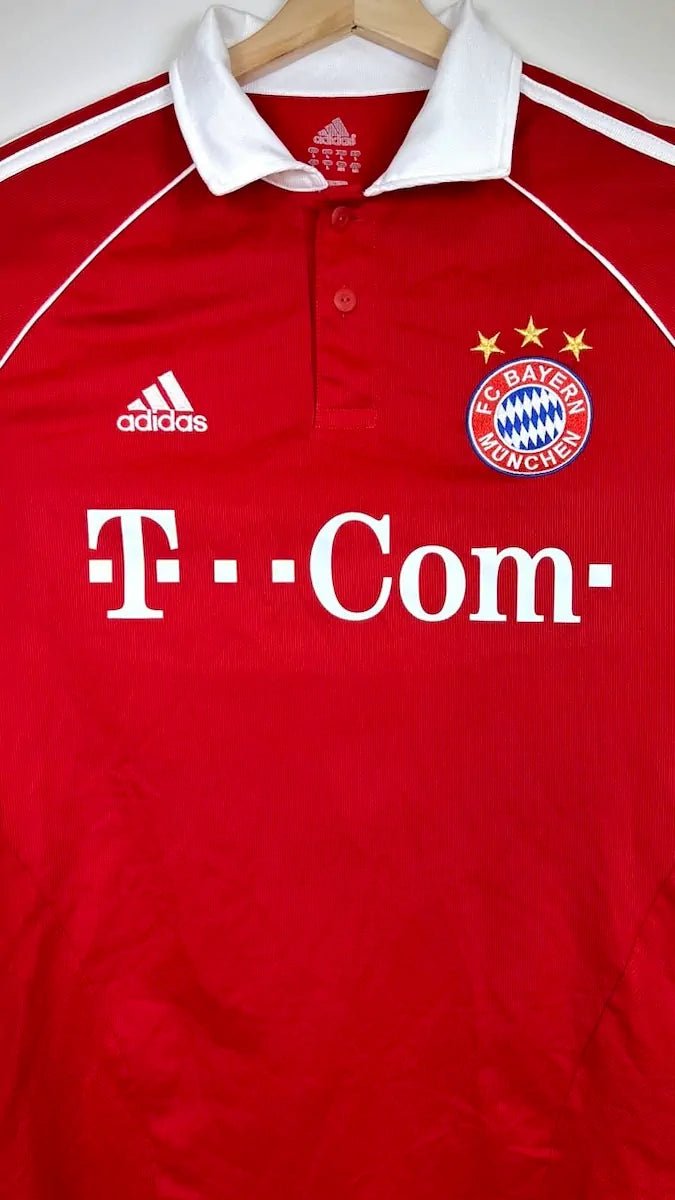 2006/07 Bayern Munich Domicile (L) - Iconic Football Shop