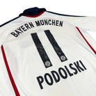 2006/07 Bayern Munich Extérieur - Podolski 11 (M) - Iconic Football Shop