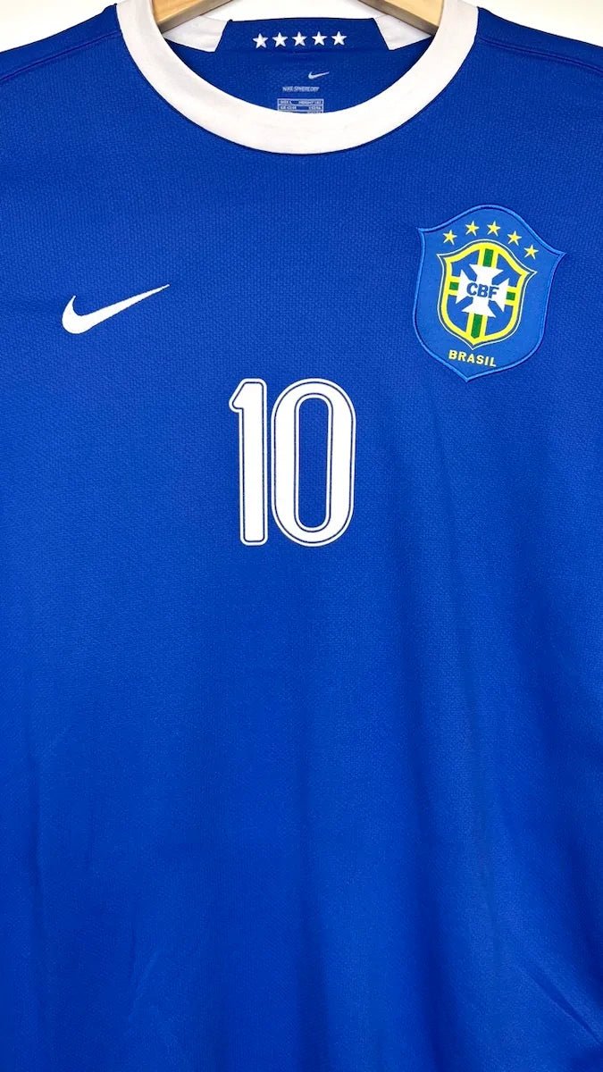 2006/07 Brésil Extérieur - Ronaldinho 10 (L) - Iconic Football Shop