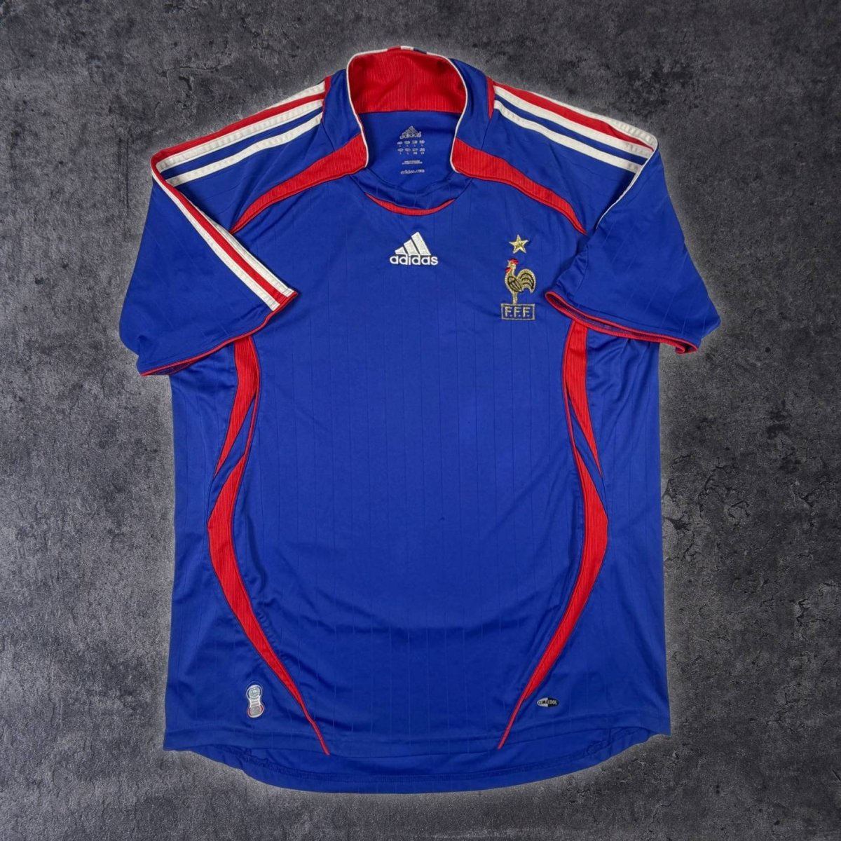 2006/07 France Domicile (L) - Iconic Football Shop