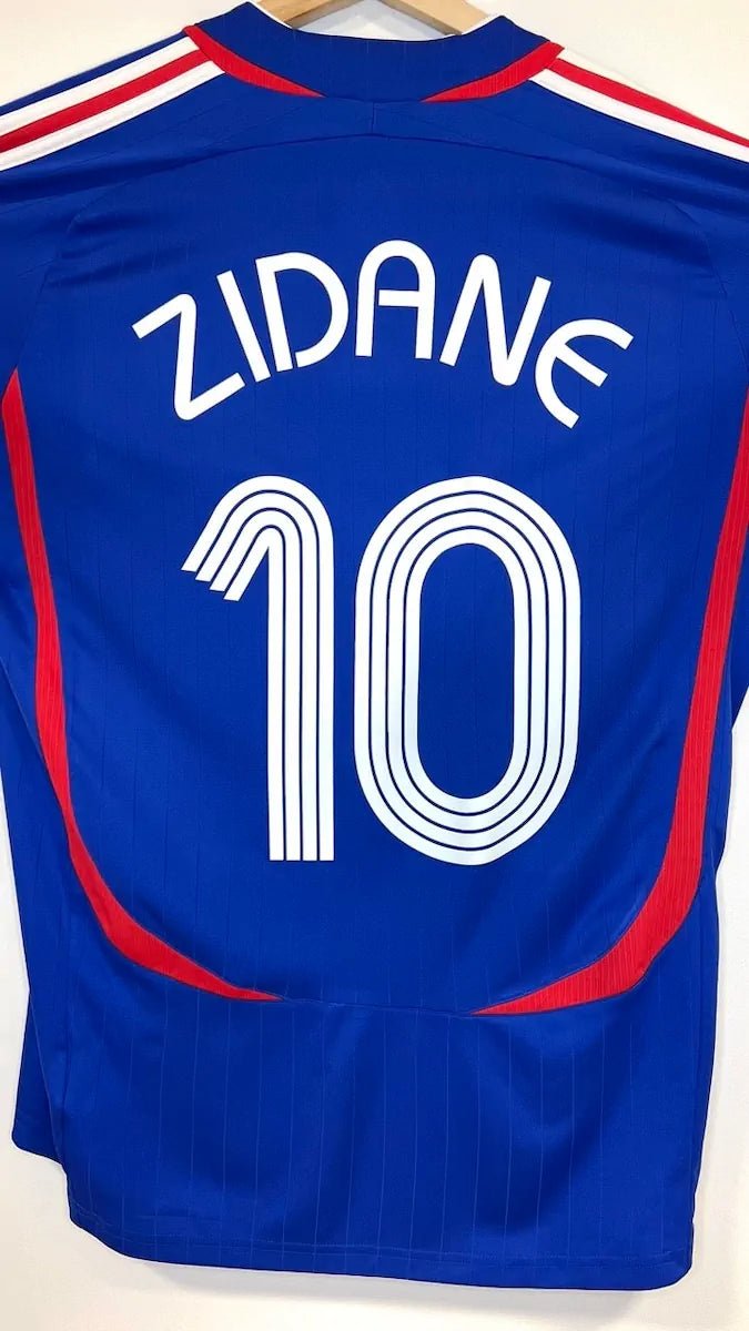 2006/07 France Domicile - Zidane 10 (L) - Iconic Football Shop