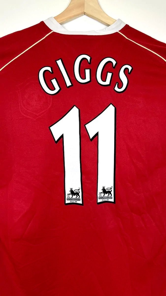 2006/07 Manchester United Domicile - Giggs 11 (XL) - Iconic Football Shop