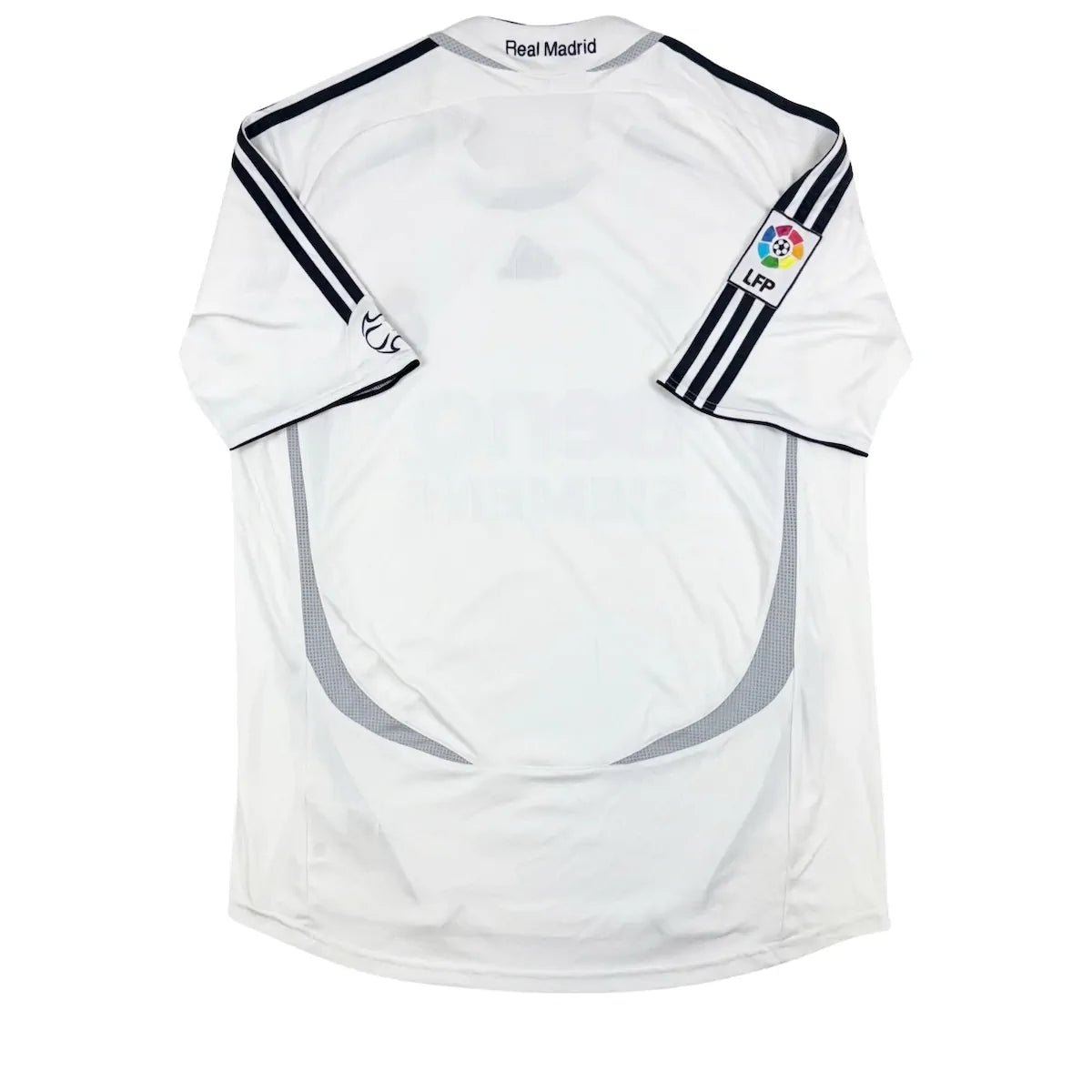 2006/07 Real Madrid Domicile (L) - Iconic Football Shop