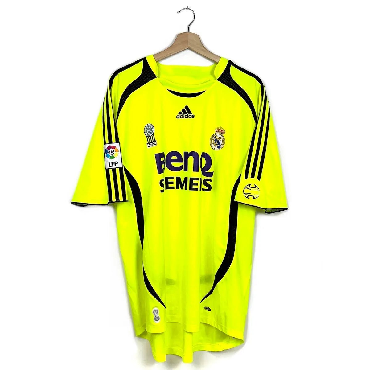 2006/07 Real Madrid Goal Keeper (XL) - Iconic Football Shop