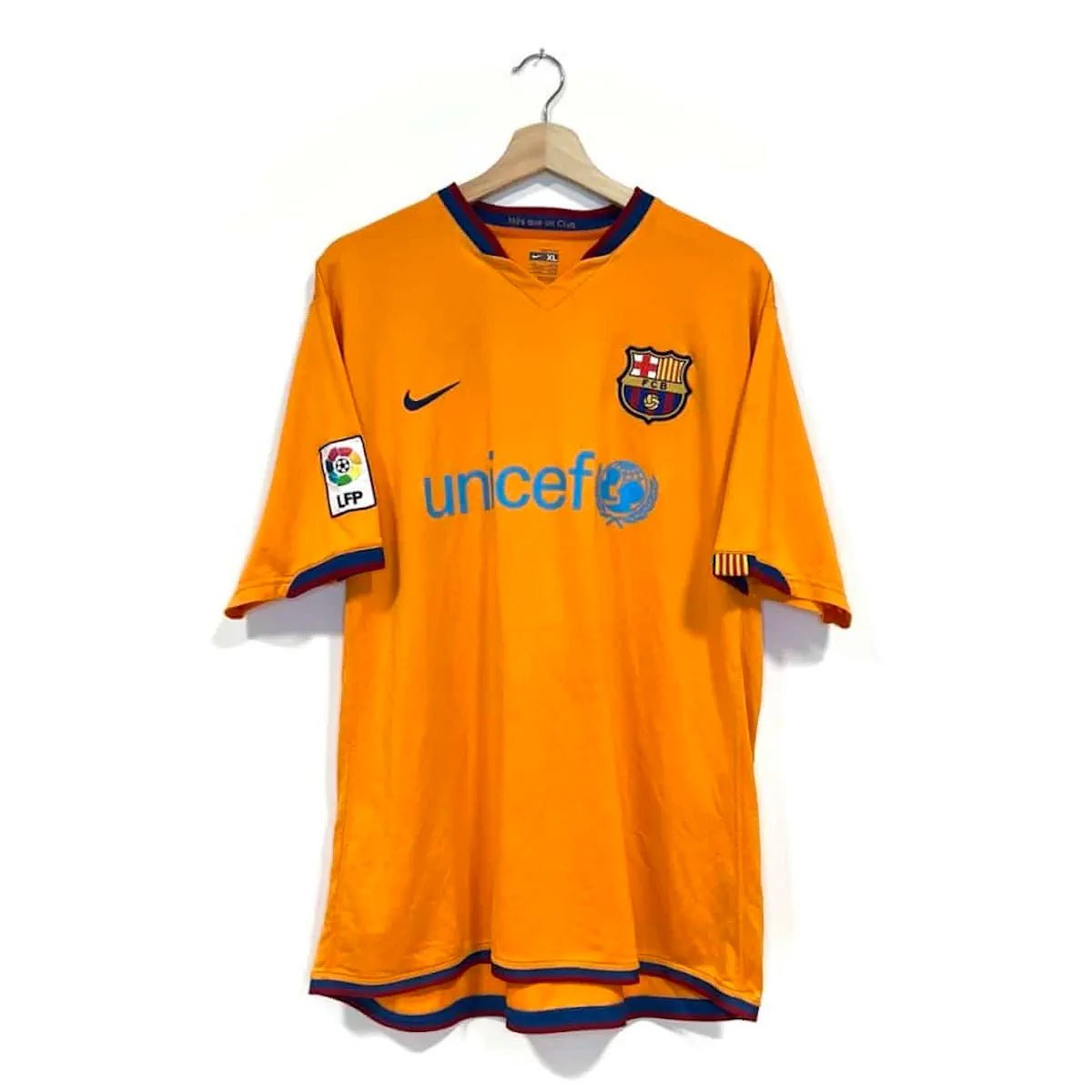 32) articles disponibles Maillot FC Barcelone vintage – Nike – Taille M - Vêtements