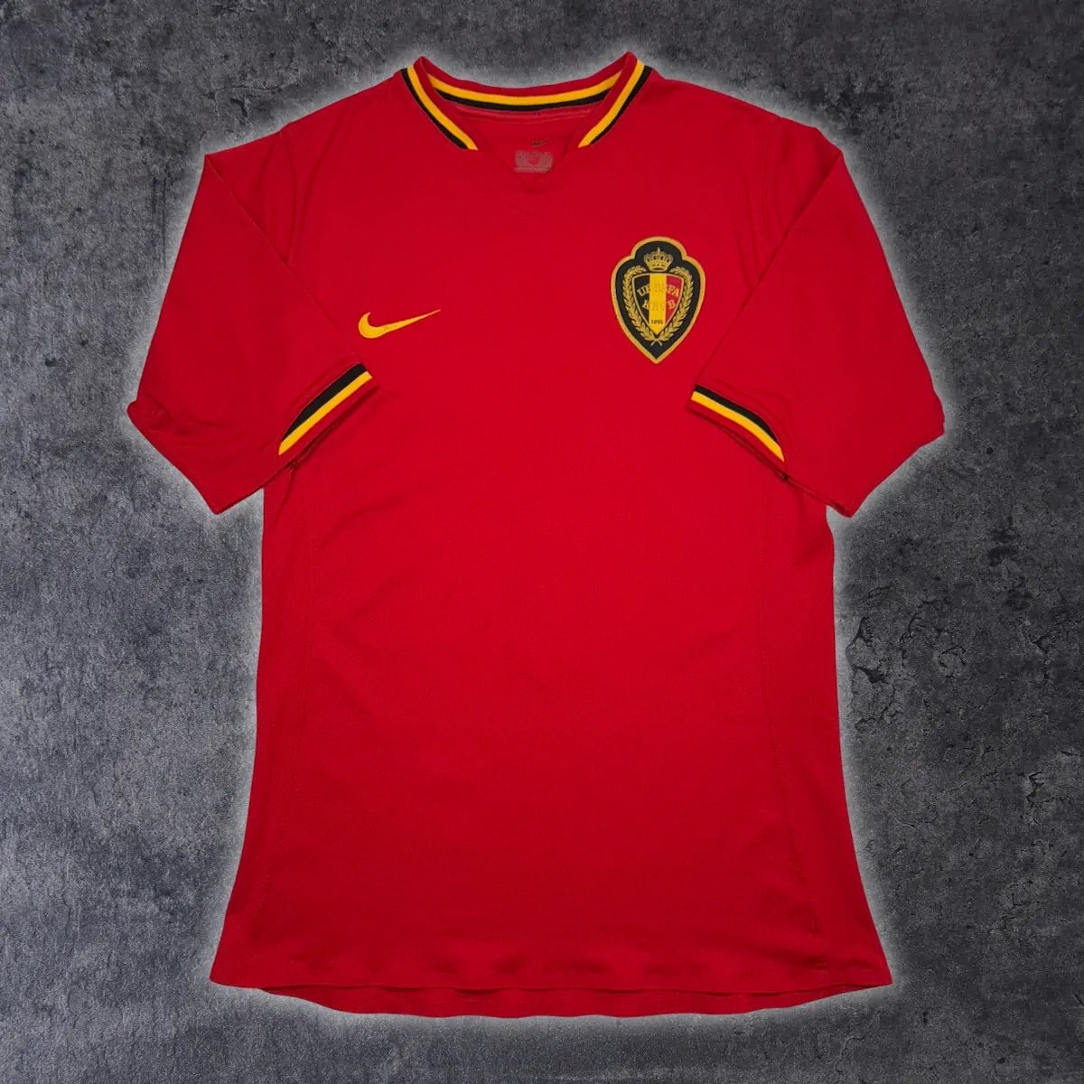 2006/08 Belgique Domicile *STOCK PRO* (M) - Iconic Football Shop