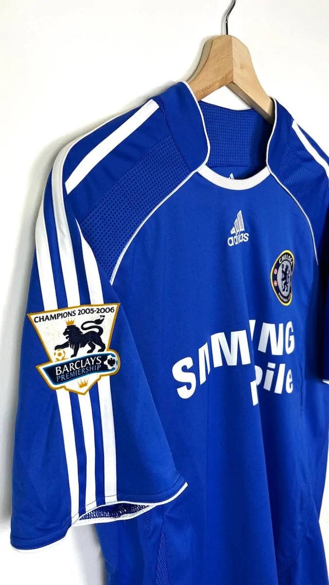 2006/08 Chelsea Domicile - Lampard 8 (M) - Iconic Football Shop