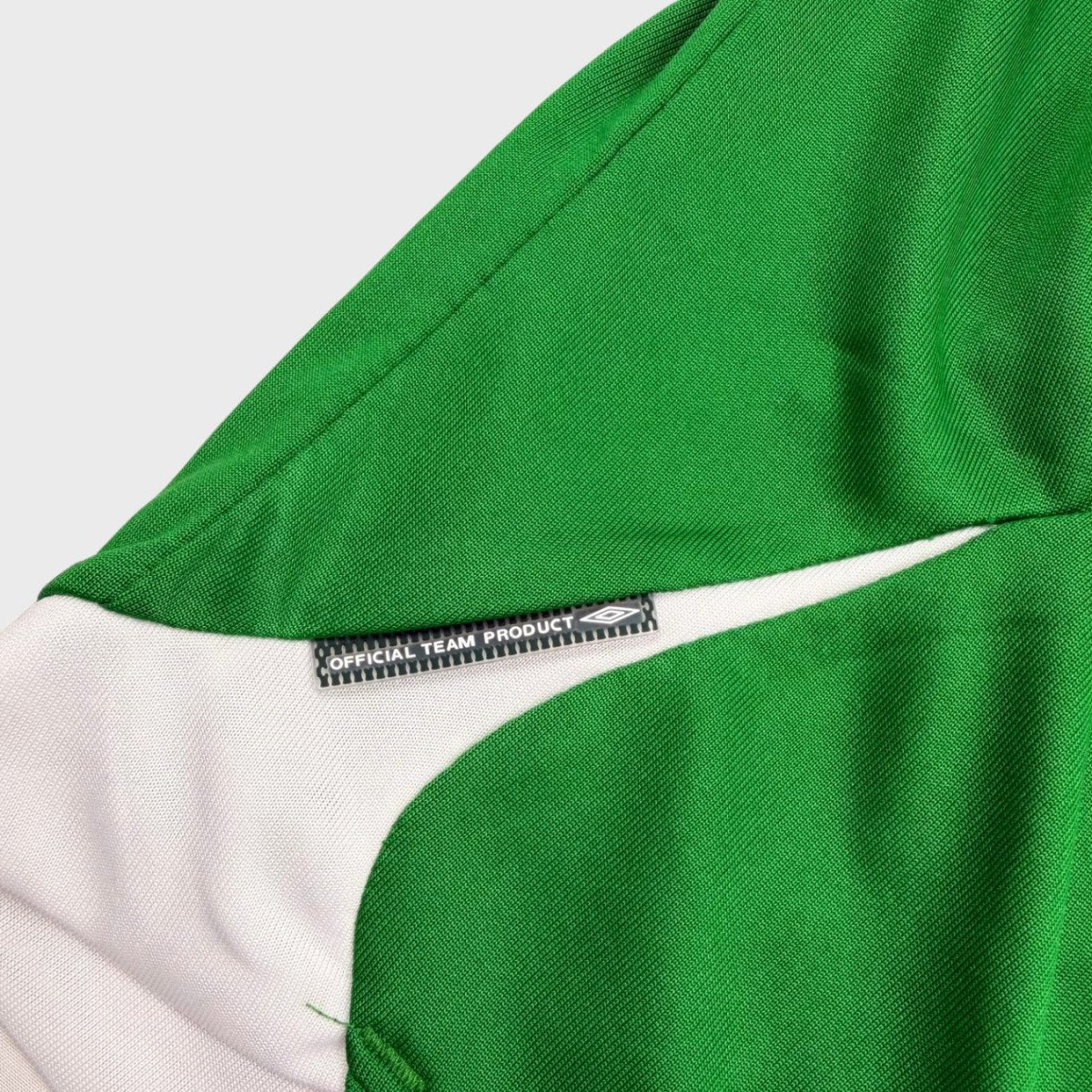 2006/08 Irlande Domicile (L) - Iconic Football Shop