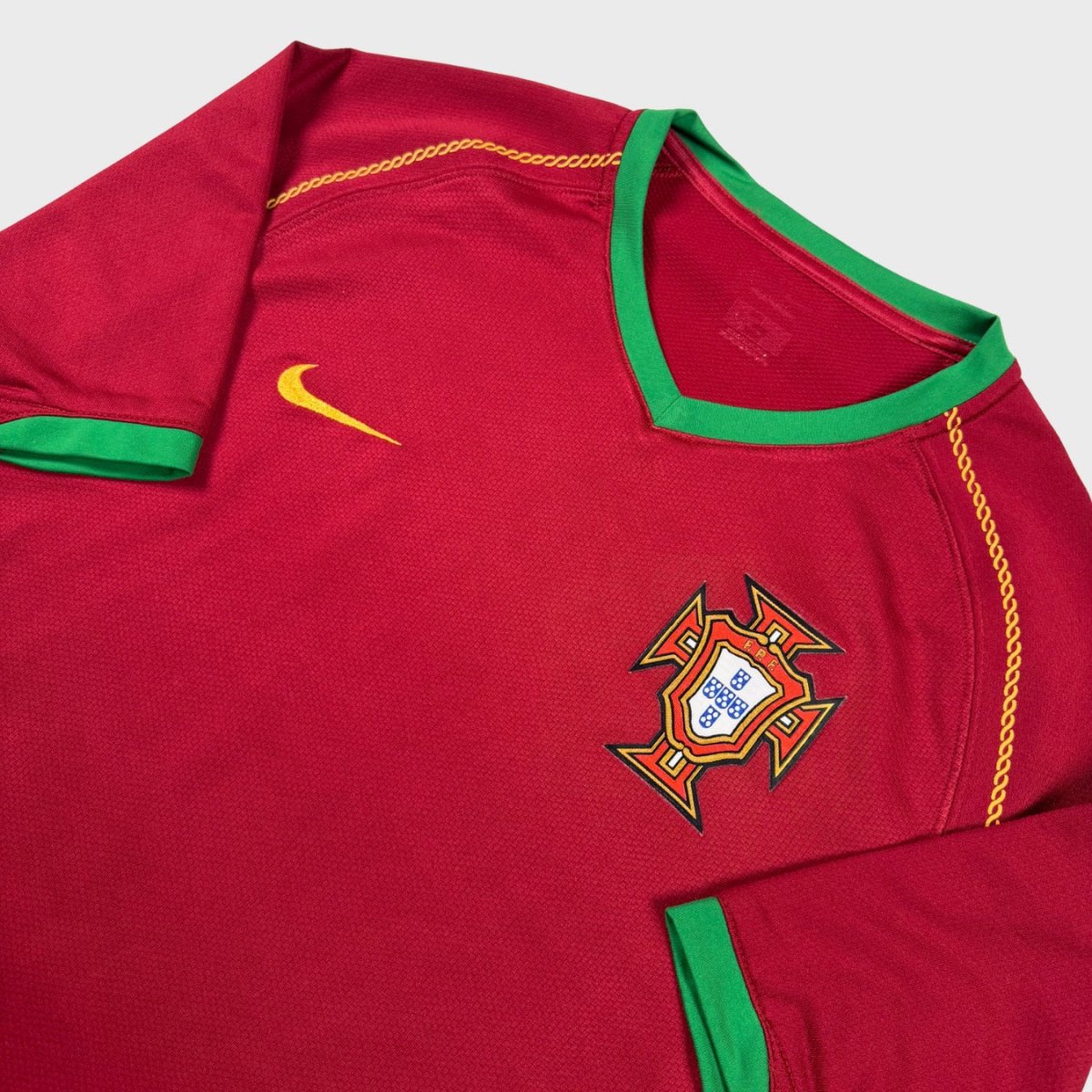 2006/08 Portugal Domicile (M) - Iconic Football Shop