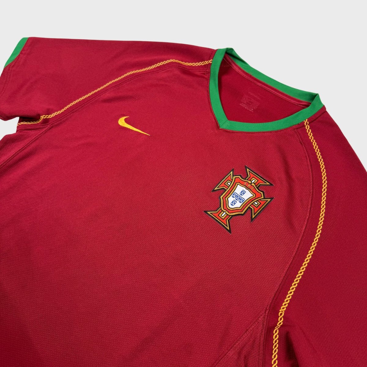 2006/08 Portugal Domicile (M) - Iconic Football Shop