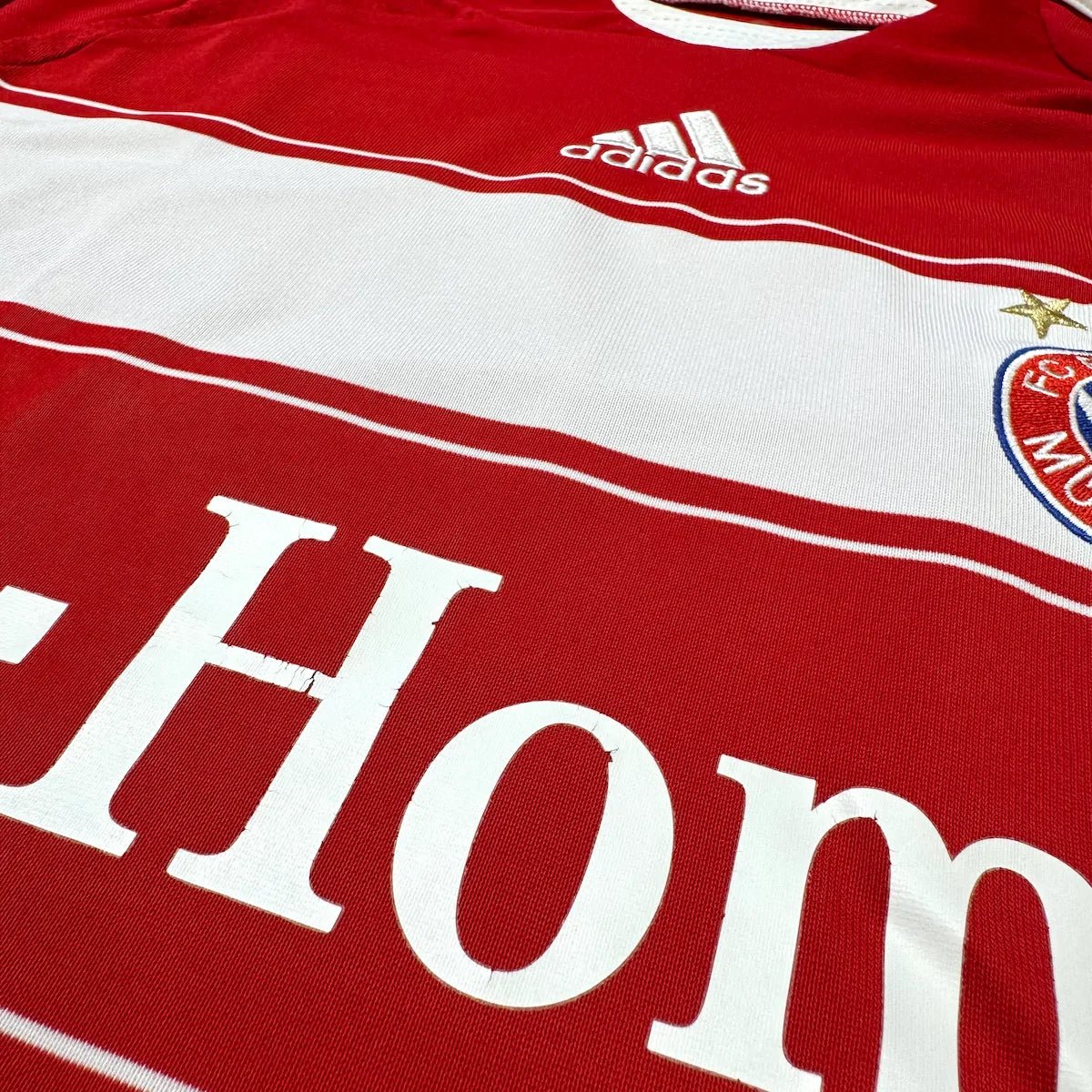 2007/08 Bayern Munich Domicile (L) - Iconic Football Shop