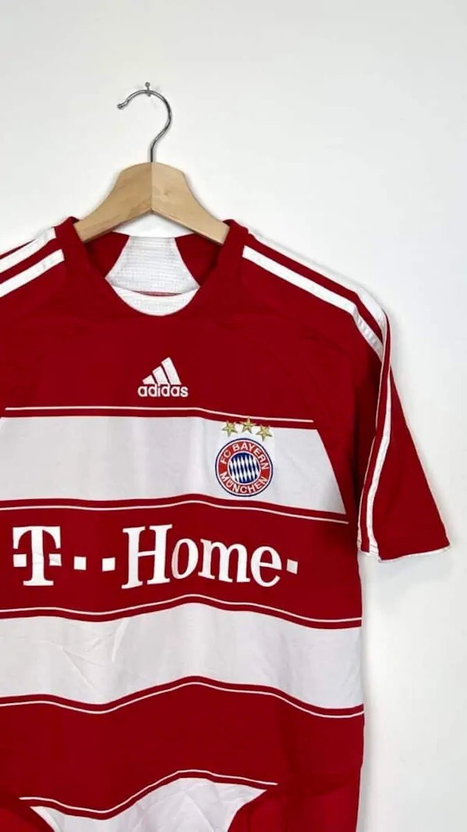2007/08 Bayern Munich Domicile (S) - Iconic Football Shop