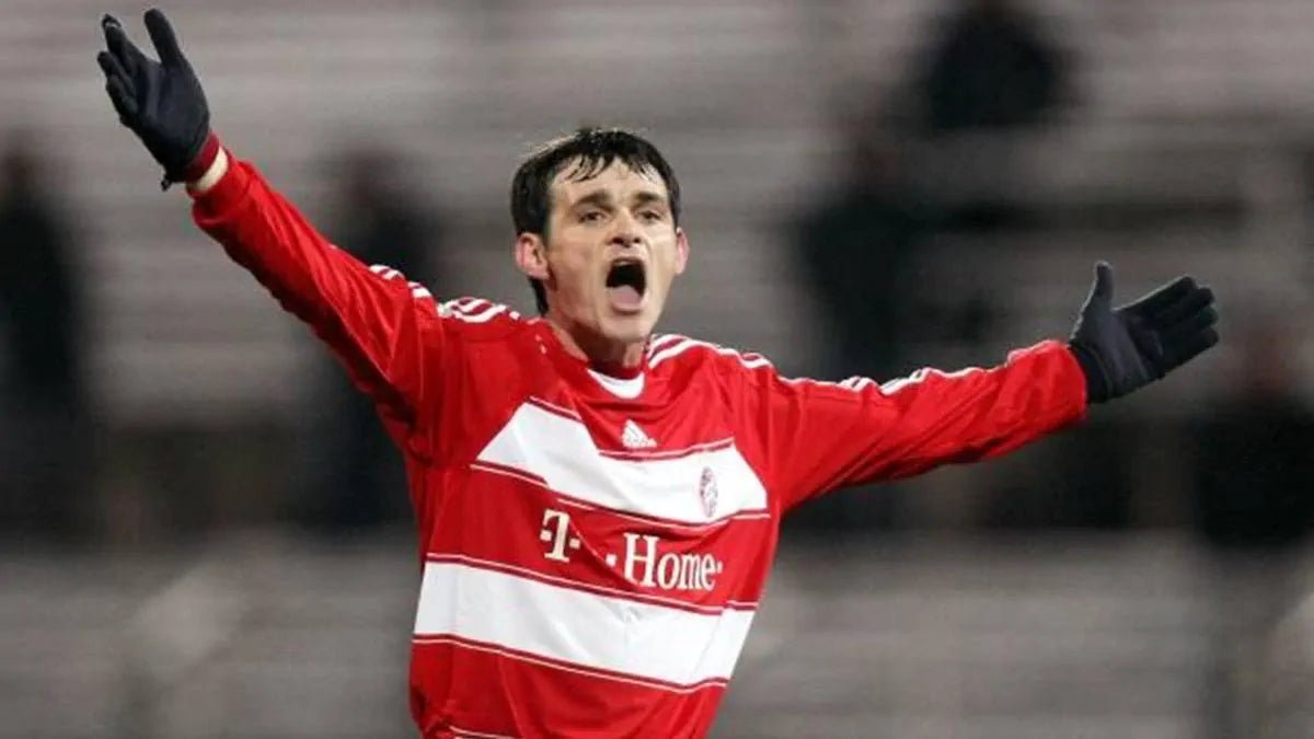 2007/08 Bayern Munich Domicile - Sagnol 2 (12a) - Iconic Football Shop