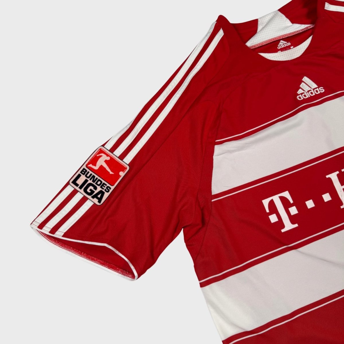 2007/08 Bayern Munich Domicile - Toni 9 (XL) - Iconic Football Shop