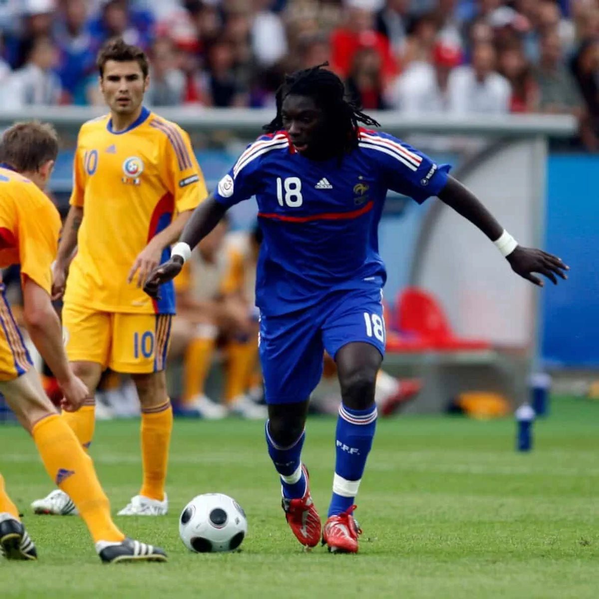 2007/08 France Domicile - Gomis 18 (S) - Iconic Football Shop