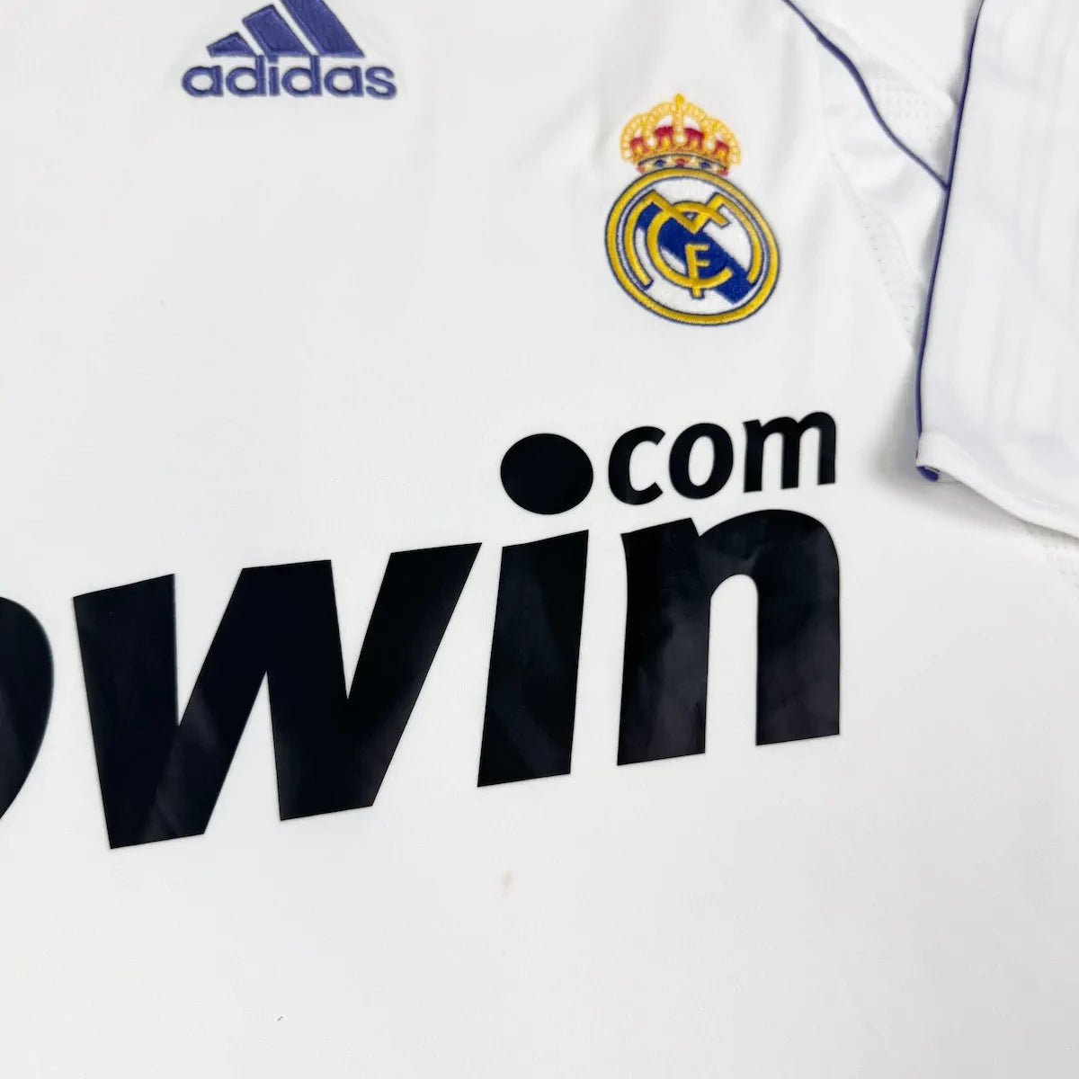 2007/08 Real Madrid Domicile (M) - Iconic Football Shop