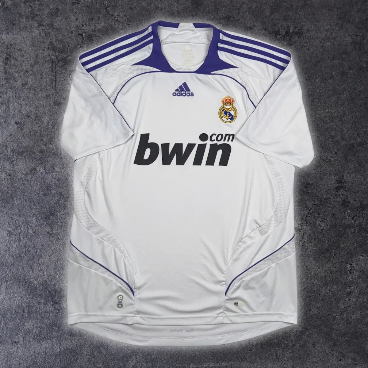 2007/08 Real Madrid Domicile (S) - Iconic Football Shop