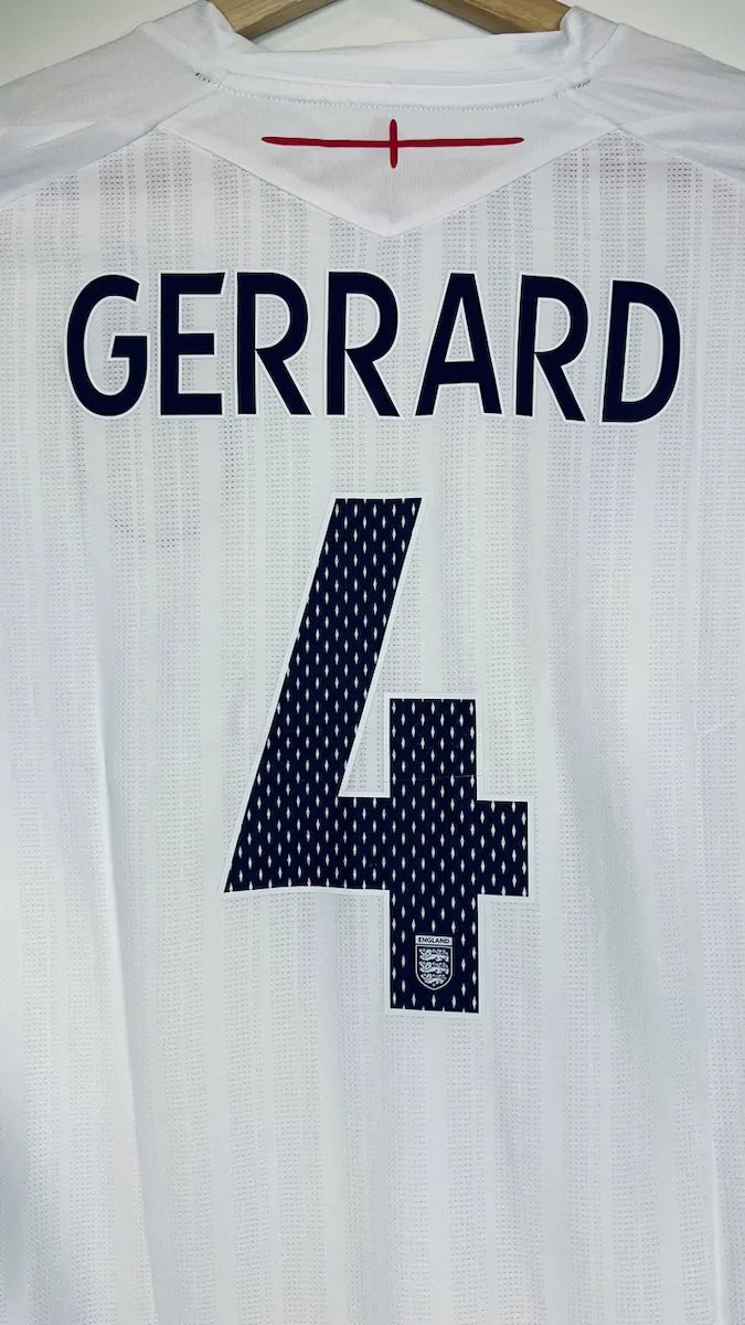 2007/09 Angleterre Domicile - Gerrard 4 (XL) - Iconic Football Shop