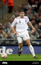 2007/09 Angleterre Domicile - Gerrard 4 (XL) - Iconic Football Shop