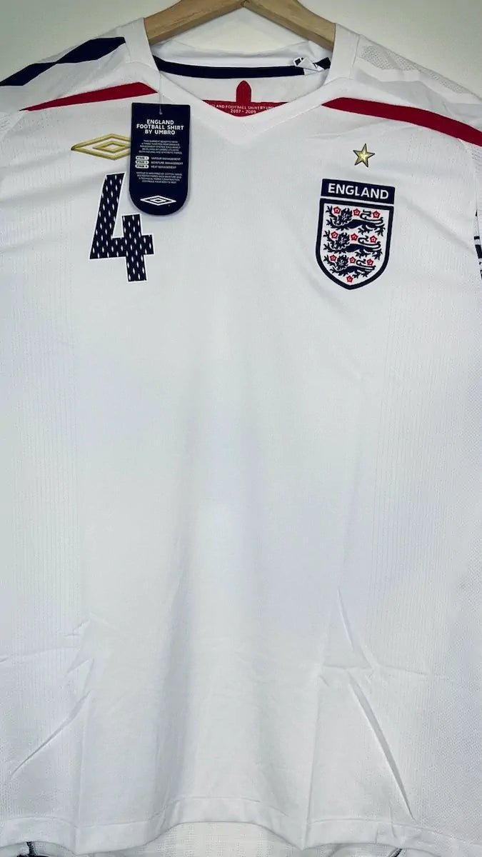 2007/09 Angleterre Domicile - Gerrard 4 (XL) - Iconic Football Shop