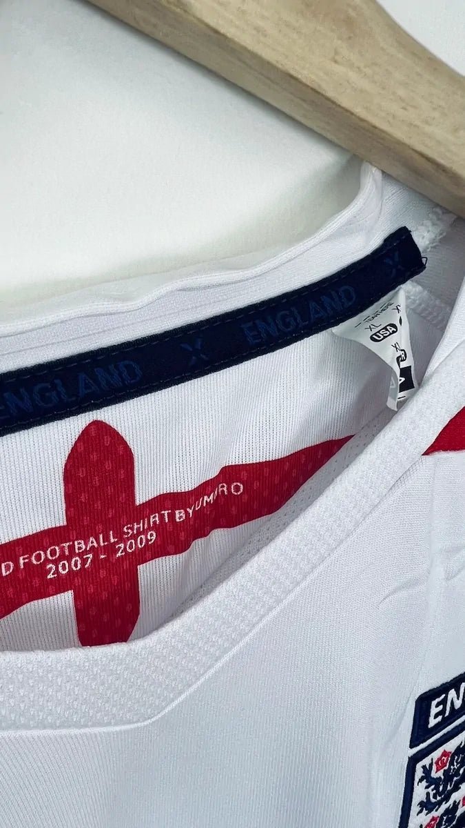 2007/09 Angleterre Domicile - Gerrard 4 (XL) - Iconic Football Shop