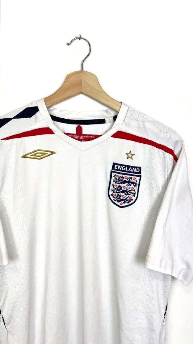 2007/09 Angleterre Domicile (L) - Iconic Football Shop