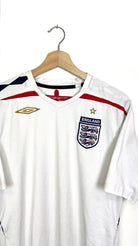 2007/09 Angleterre Domicile (L) - Iconic Football Shop