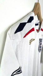 2007/09 Angleterre Domicile (L) - Iconic Football Shop